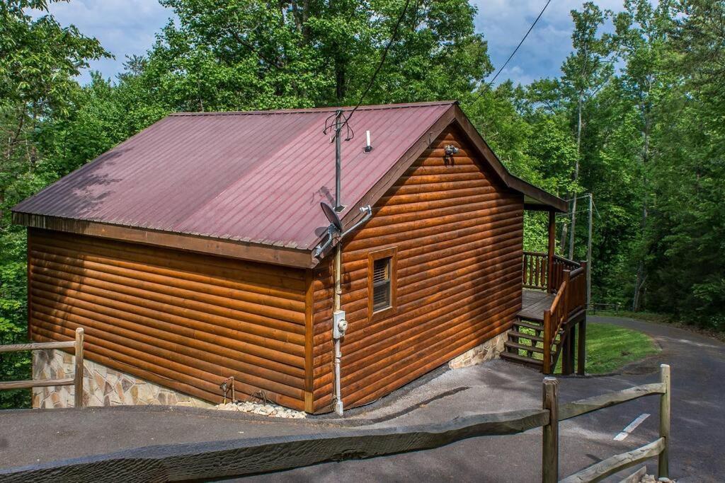 Holly Tree Hideaway - Semi Secluded Mtn Setting Villa Sevierville Eksteriør bilde